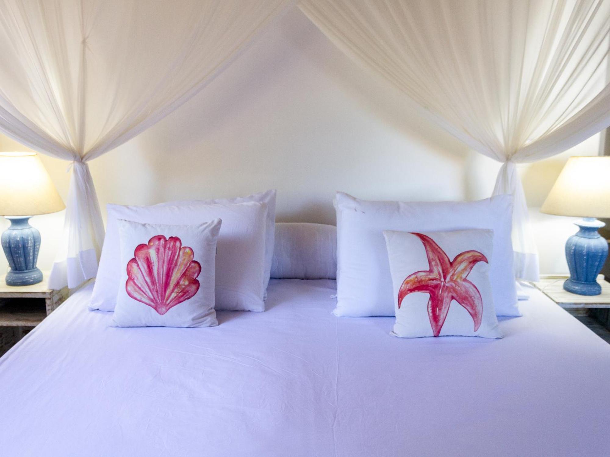 Casa Azul Quadrado Hotel ตรันโกโซ ภายนอก รูปภาพ